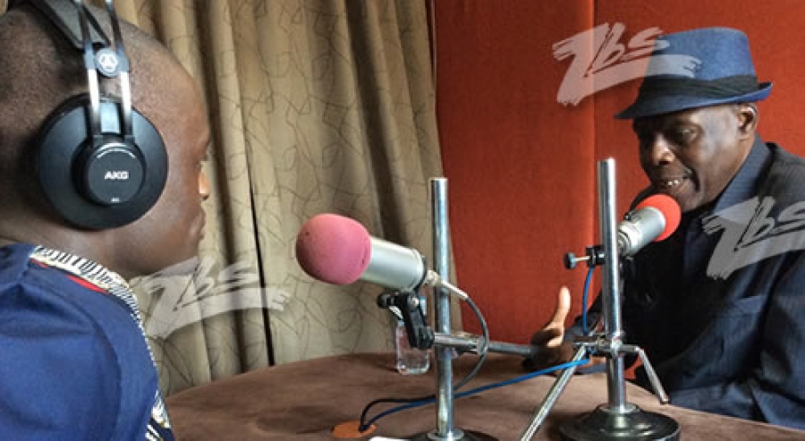 Veteran VOA Journalist Inspires Malawi Scribes