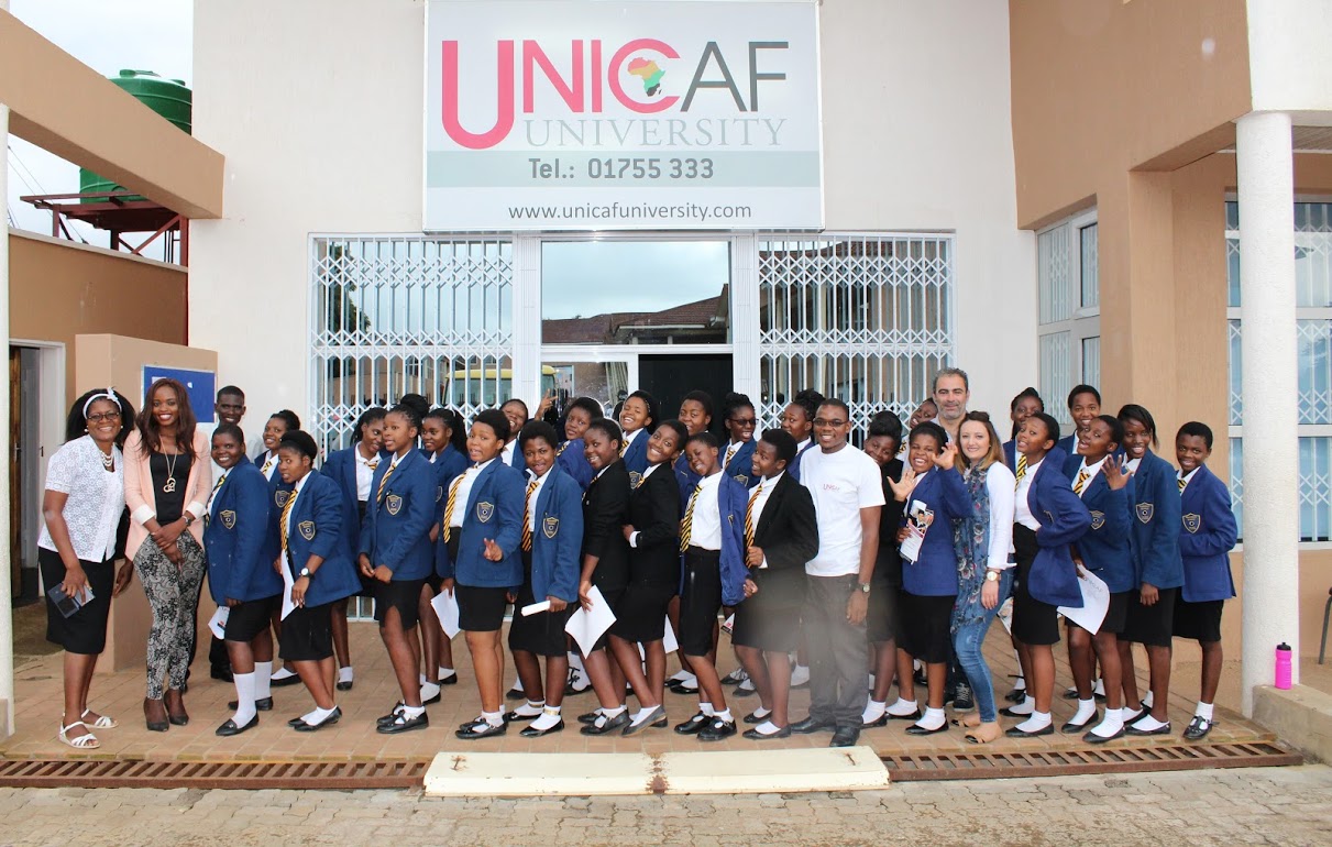 Secondary School Students Visit UUMA Campus